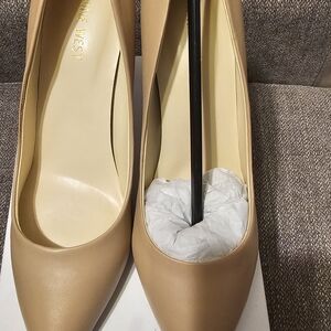 Nine West Tan Leather Heels